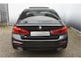 BMW 5-Serie 540i xDrive High Executive M Pakket, Glasdak, Head up