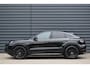 Porsche Cayenne Coupé 3.0 E-Hybrid Sport Design Carbon | Pano | Bijrijdersdisplay | ACC | Bose | 18-voudig Stoelen | 22'' Wielen |