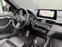 BMW X1 sDrive20i M-Sport,Pano,LED,Stoel/stuurverw,Leer,Keyless,HUD,Camera,Dealer OH