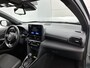 Toyota Yaris Cross 1.5 Hybrid 115 Dynamic Comfort Pack | BTW voertuig | Dealer Onderhouden | Dodehoek detectie | Stoel+Stuurverwarming | Parkeersensoren voor+achter | Draadloze telefoonlader | Apple CarPlay/Android Auto |