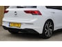 Volkswagen Golf 1.5 TSI 131PK 5Drs *Black Style* IQ Light A-Camera Virtual Stoel & Stuurverwarming Adaptive Cruise 18inch LM *Sfeerverlichting*