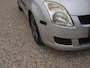 Suzuki Swift 1.3 Comfort met trekhaak apk 27-07-2027