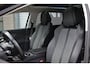 Peugeot 5008 1.2 PureTech 130PK GT-Line 7 zitter | Panoramadak | Trekhaak | Achteruitrijcamera