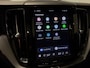 Volvo XC60 2.0 T6 Plug-in hybrid AWD Ultimate Dark Luchtvering Harman Kardon Panodak Treeplanken Trekhaak HUD Dealer Onderhouden