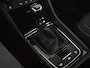 Skoda Karoq 1.0 TSI Business Edition 110Pk | 1e eigenaar | Trekhaak Elektr. | Parkeer sensoren voor/achter | Apple carplay Android auto |Navigatie Cruise control | Climate control | LED | DAB | 17"LMV