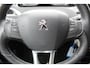 Peugeot 208 1.2 PureTech Allure , 5 deurs , Slechts 58000km NAP Climate control , Cruise control ,Navigatie , JBL audio systeem Bluetootrh m Parkeersensoren achter LM velgen