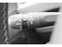 Peugeot 208 1.2 PureTech Allure , 5 deurs , Slechts 58000km NAP Climate control , Cruise control ,Navigatie , JBL audio systeem Bluetootrh m Parkeersensoren achter LM velgen