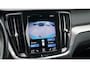 Volvo V60 2.0 163pk B3 R-Design Leder 19inch LM Stoel/Stuurwiel VW. Trekhaak Keyless LED Adaptive Cruise *NL Auto*