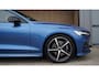 Volvo V60 2.0 163pk B3 R-Design Leder 19inch LM Stoel/Stuurwiel VW. Trekhaak Keyless LED Adaptive Cruise *NL Auto*
