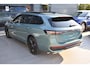 Volkswagen Passat Variant 1.5 TSI eHybrid 272PK R-Line | Schuif-kanteldak | 360 camera | Head-up display | IQ Drive | Wegklapbare trekhaak | Business Premium Pakket | VERLENGDE GARANTIE