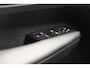 Volvo XC40 T4 Recharge R-Design [ Panorama Trekhaak Harman/Kardon Stoel-en stuurverwarming ]