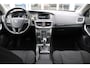 Volvo V40 Cross Country T4 180PK Automaat Kinetic | Adapt. Cruise | BLIS | PDC Achter | Climate Control | Bluetooth | Trekhaak |