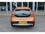 Volvo V40 Cross Country T4 180PK Automaat Kinetic | Adapt. Cruise | BLIS | PDC Achter | Climate Control | Bluetooth | Trekhaak |