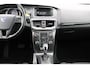 Volvo V40 Cross Country T4 180PK Automaat Kinetic | Adapt. Cruise | BLIS | PDC Achter | Climate Control | Bluetooth | Trekhaak |