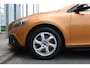 Volvo V40 Cross Country T4 180PK Automaat Kinetic | Adapt. Cruise | BLIS | PDC Achter | Climate Control | Bluetooth | Trekhaak |