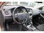 Volvo V40 Cross Country T4 180PK Automaat Kinetic | Adapt. Cruise | BLIS | PDC Achter | Climate Control | Bluetooth | Trekhaak |