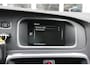 Volvo V40 Cross Country T4 180PK Automaat Kinetic | Adapt. Cruise | BLIS | PDC Achter | Climate Control | Bluetooth | Trekhaak |