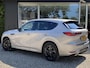 Mazda CX-60 2.5 e-SkyActiv PHEV Homura AWD | Stoelverwarming +Ventilatie | Cruise Control Adaptief | BOSE Premium Audio | Adaptieve Koplampen 360 Camera | Electrische Achterklep | Apple Carplay/Android Auto Electrische Trekhaak |