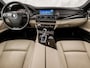 BMW 5-Serie 528i High Executive 245Pk Automaat (SCHUIFDAK, GROOT NAVI, LEDER, ELEK SPORTSTOELEN, ZWART HEMEL, STOELVERWARMING, PARKEERSENSOREN, XENON, NIEUWSTAAT)
