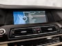 BMW 5-Serie 528i High Executive 245Pk Automaat (SCHUIFDAK, GROOT NAVI, LEDER, ELEK SPORTSTOELEN, ZWART HEMEL, STOELVERWARMING, PARKEERSENSOREN, XENON, NIEUWSTAAT)