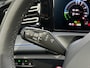 Volkswagen Tiguan 1.5 eHybrid R-Line | Leer | H&K | Trekhaak | HUD