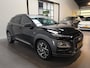 Hyundai Kona 1.6 GDI HEV Premium - Stoelverwarming voor en achter - Stoelventilatie - Stuurverwarming - Apple Carplay/Android Auto - Dodehoekdetectie - Trekhaak
