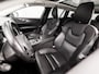 Volvo V60 2.0 T8 Twin Engine AWD Inscription 391Pk Automaat (PANORAMADAK, GROOT NAVI, MEMORY SEATS, GETINT GLAS, STUUR/STOELVERWARMING, CAMERA, TREKHAAK, ELEK ACHTERKLEP, NIEUWSTAAT)