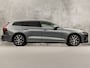 Volvo V60 2.0 T8 Twin Engine AWD Inscription 391Pk Automaat (PANORAMADAK, GROOT NAVI, MEMORY SEATS, GETINT GLAS, STUUR/STOELVERWARMING, CAMERA, TREKHAAK, ELEK ACHTERKLEP, NIEUWSTAAT)