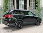 Mitsubishi Outlander 2.0 4WD Instyle Automaat 7Persoons Sch-Dak Carplay Navi Climate Cruise Ctr Afn Trekhaak Stoel+Stuurverwarming