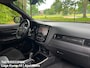 Mitsubishi Outlander 2.0 4WD Instyle Automaat 7Persoons Sch-Dak Carplay Navi Climate Cruise Ctr Afn Trekhaak Stoel+Stuurverwarming