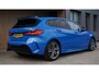 BMW 1-Serie 118i M-Sport *Black Optik* 18inch LM LED Navi Virtual Cockpit Maxton-Kit *Misano Blau Metallic*