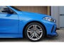 BMW 1-Serie 118i M-Sport *Black Optik* 18inch LM LED Navi Virtual Cockpit Maxton-Kit *Misano Blau Metallic*