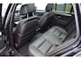BMW 5-Serie Touring 520i High Executive | Pano | Trekhaak | Camera |