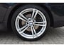 BMW 5-Serie Touring 520i High Executive | Pano | Trekhaak | Camera |