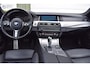 BMW 5-Serie Touring 520i High Executive | Pano | Trekhaak | Camera |
