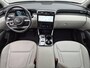 Hyundai Tucson 1.6 T-GDI PHEV Premium 4WD / SOH 100% / Fabrieksgarantie tot 05-2027 / Dealer onderhouden / Trekhaak afneembaar / Stoelventilatie / Elektrische achterklep / Trekgewicht 1350 kg / Stuur- Stoel & Achterbank verwarming / Rondomzicht camera /