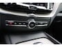 Volvo XC60 T8 390PK Automaat Twin Engine AWD Inscription | Schuif/kanteldak | Adapt. Cruise | Trekhaak | Verw. Voorstoelen | PDC + Camera |
