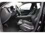 Volvo XC60 T8 390PK Automaat Twin Engine AWD Inscription | Schuif/kanteldak | Adapt. Cruise | Trekhaak | Verw. Voorstoelen | PDC + Camera |