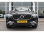 Volvo XC60 T8 390PK Automaat Twin Engine AWD Inscription | Schuif/kanteldak | Adapt. Cruise | Trekhaak | Verw. Voorstoelen | PDC + Camera |