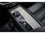 Volvo XC60 T8 390PK Automaat Twin Engine AWD Inscription | Schuif/kanteldak | Adapt. Cruise | Trekhaak | Verw. Voorstoelen | PDC + Camera |
