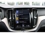 Volvo XC60 T8 390PK Automaat Twin Engine AWD Inscription | Schuif/kanteldak | Adapt. Cruise | Trekhaak | Verw. Voorstoelen | PDC + Camera |