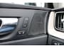 Volvo XC60 T8 390PK Automaat Twin Engine AWD Inscription | Schuif/kanteldak | Adapt. Cruise | Trekhaak | Verw. Voorstoelen | PDC + Camera |