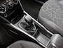 Peugeot 2008 SUV Blue Lion 110pk | Lage kilometerstand! | 100% Dealeronderhouden | Navigatie | Airco | Cruise Control | Parkeersensoren | DAB+ radio | Bluetooth | Apple Carplay / Android Auto | Elektrisch inklapbare spiegels | 16" lichtmetalen velgen |