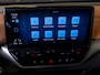 Volkswagen ID.5 Pro 77 kWh SOH 95% / 204pk / Achteruitrij camera / Stoelverwarming /