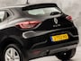 Renault Clio 1.0 TCe Sport (APPLE CARPLAY, GROOT NAVI, PARKEERSENSOREN, LM VELGEN, SPORTSTOELEN, CRUISE, LANE ASSIST, NIEUWSTAAT)