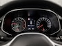 Renault Clio 1.0 TCe Sport (APPLE CARPLAY, GROOT NAVI, PARKEERSENSOREN, LM VELGEN, SPORTSTOELEN, CRUISE, LANE ASSIST, NIEUWSTAAT)