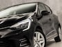 Renault Clio 1.0 TCe Sport (APPLE CARPLAY, GROOT NAVI, PARKEERSENSOREN, LM VELGEN, SPORTSTOELEN, CRUISE, LANE ASSIST, NIEUWSTAAT)
