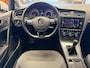 Volkswagen Golf 1.5 TSI HIGHLINE 131PK ADAPTIVE CRUISE CONTROL NAVIGATIE CLIMATE CONTROL APPLE CARPLAY/ANDROID BLUETOOTH TELEFOON ACHTERUITRIJCAMERA ZEER MOOI !!