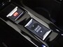 Peugeot e-2008 EV Allure Pack 50 kWh 136PK | Achteruitrijcamera | Navigatie | Apple carplay Android auto | Climate control | LED| DAB | 17"LMV