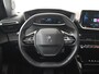 Peugeot e-2008 EV Allure Pack 50 kWh 136PK | Achteruitrijcamera | Navigatie | Apple carplay Android auto | Climate control | LED| DAB | 17"LMV